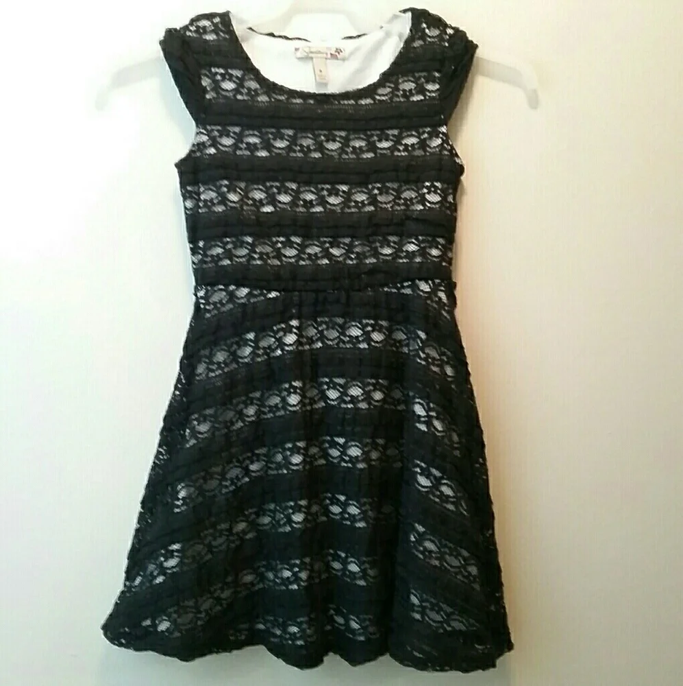 Speechless 8 Girls Lace Overlay Black White Dress Short-sleeved - Picture 1 of 8